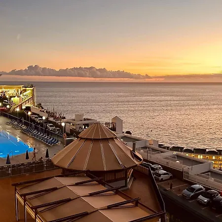 View Mogan & Sunset *